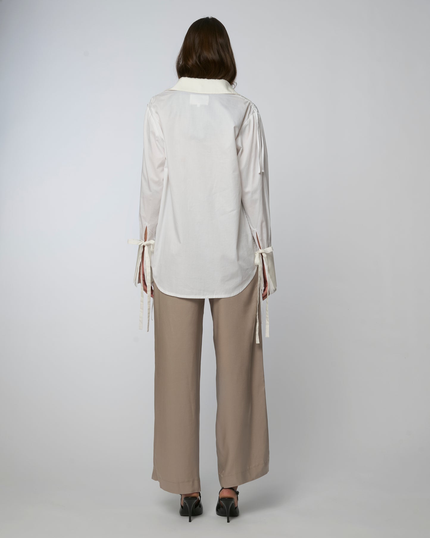 THE WHITE SHIRT