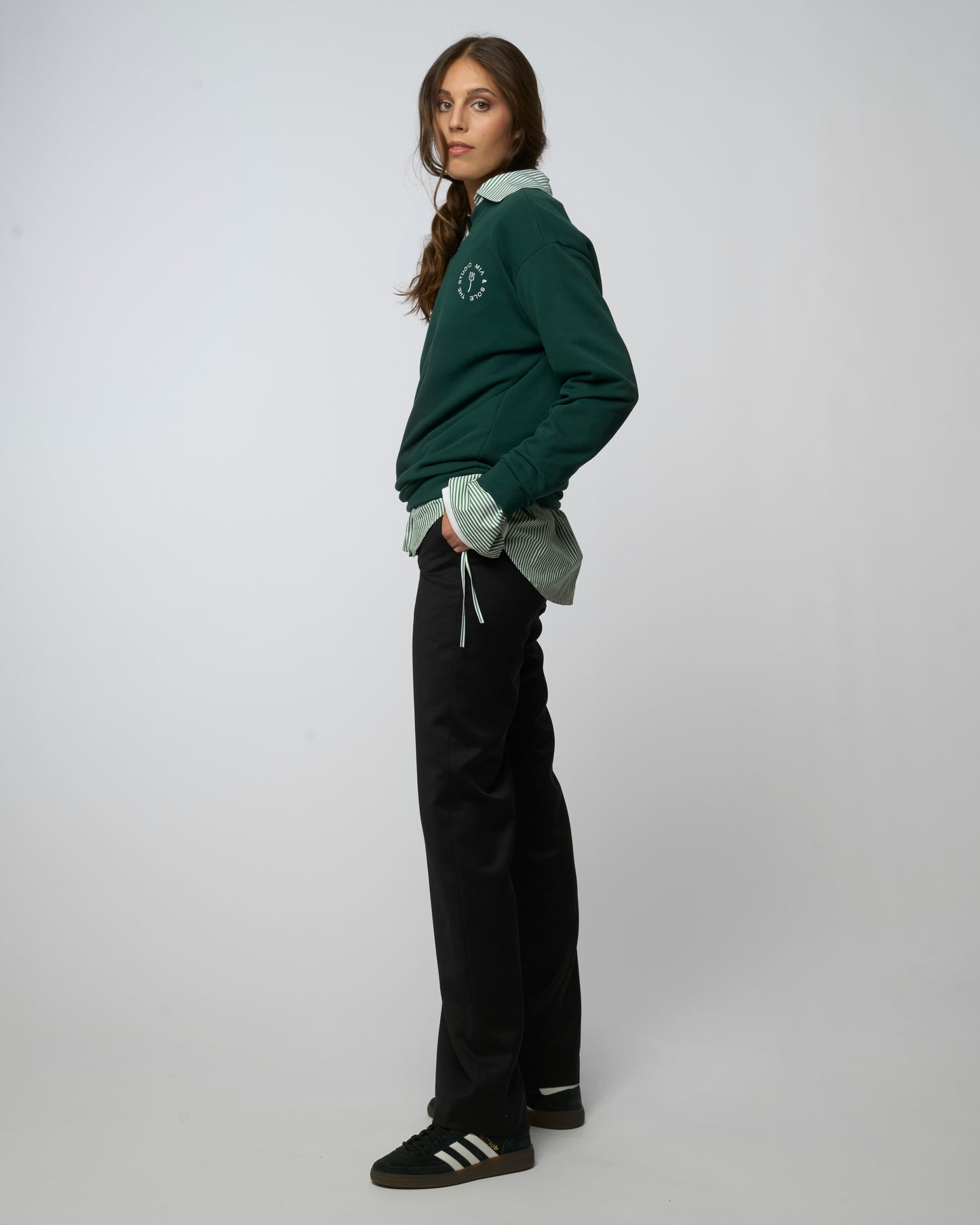 THE SWEATSHIRT