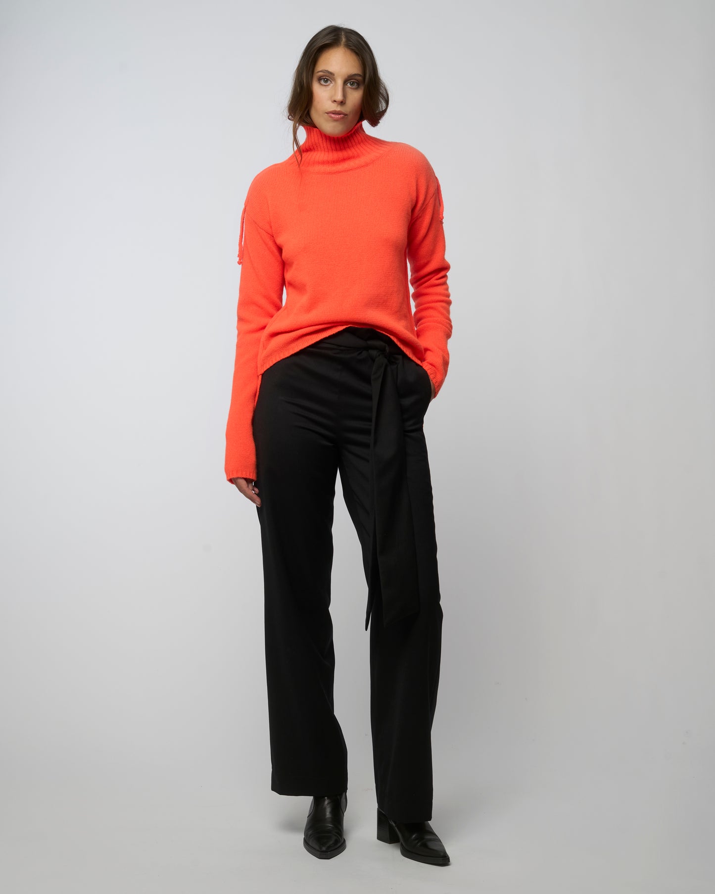 THE TURTLENECK