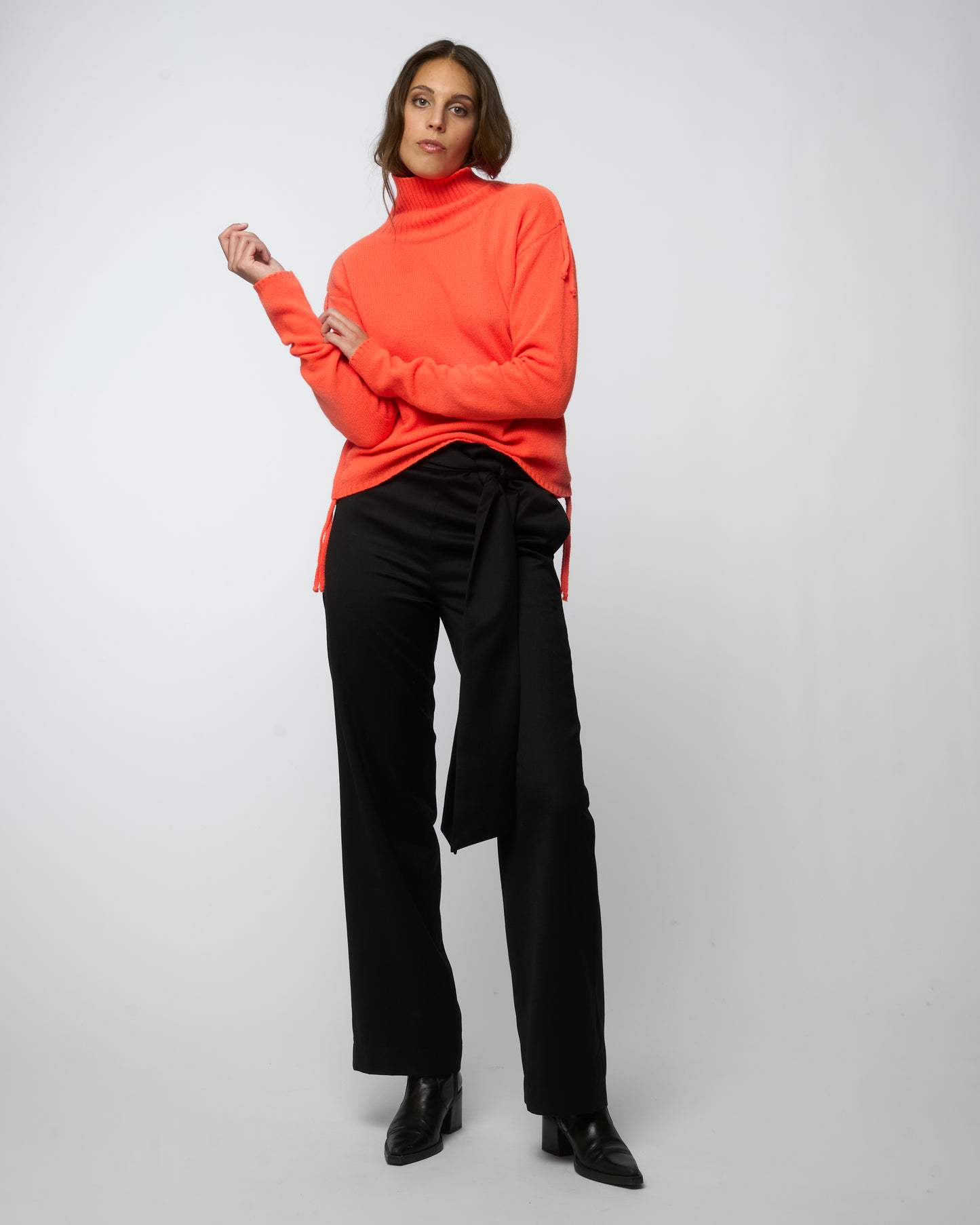 THE WOOL PANTS