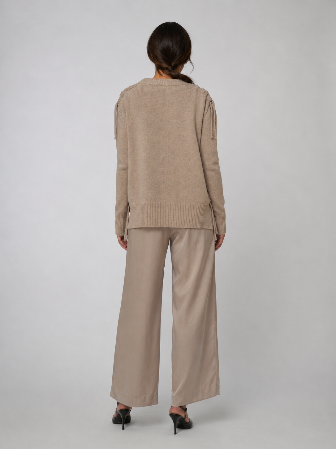 THE KNIT SWEATER